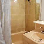 Daire T2 Avec Piscine Et Parking Prive, Proche Et Centre, - Fr-1-388-88 Argelès-sur-Mer